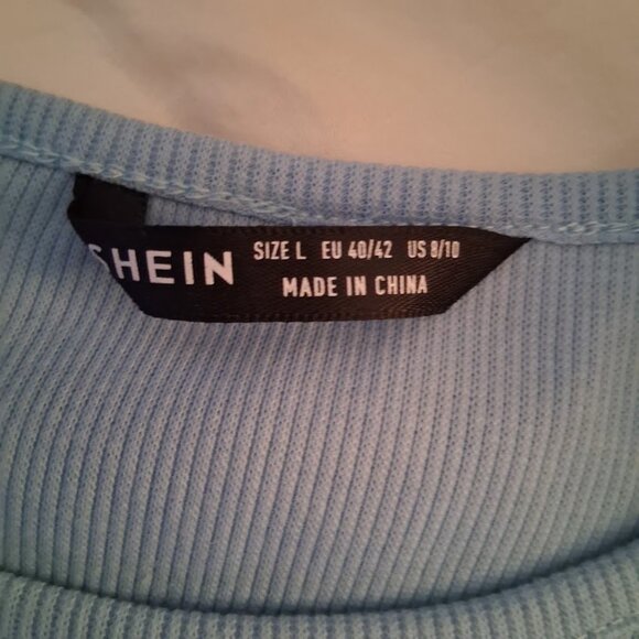 Shein Ribbed Crop Top Size L - Picture 3 of 3